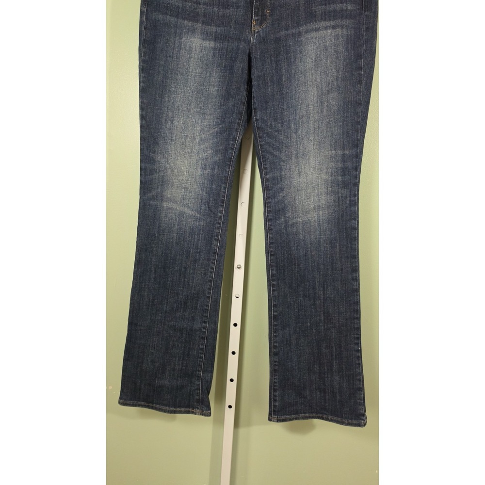 WhiteHouseBlackMarket The Everyday Soft Mid Rise Dark Wash Boot Jeans Size 12 - Picture 2 of 9